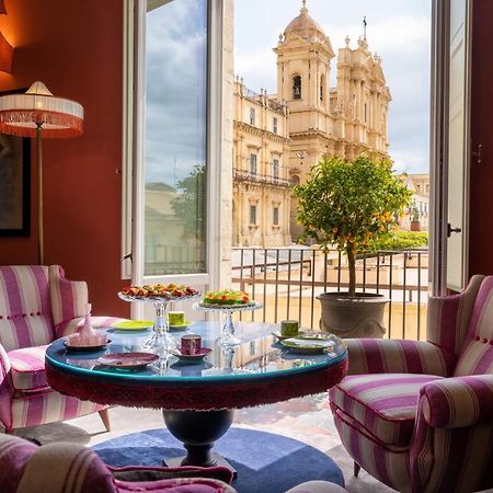 Q92 Noto Hotel Kültér fotó